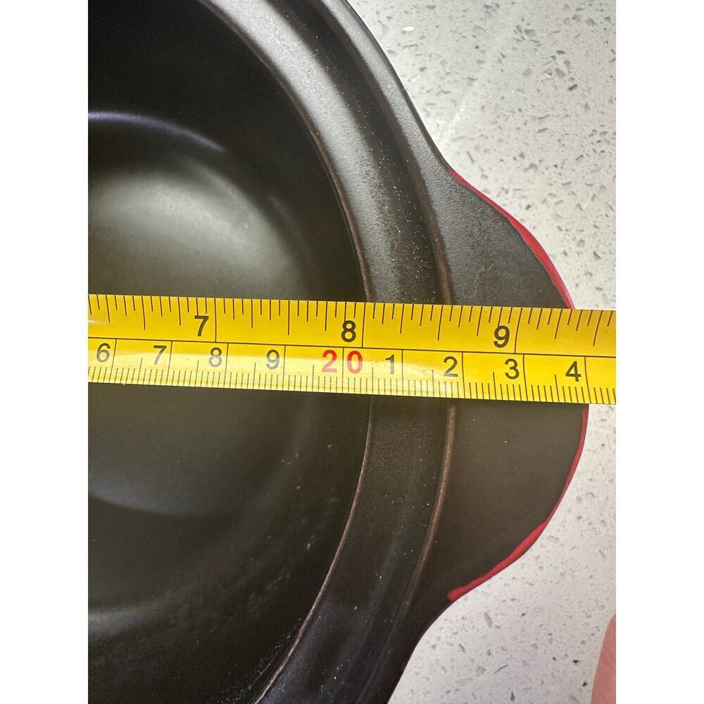 Temp-tations Old World Red 2.5 qt Round Stove Top Baker with Lid - Picture 4 of 4
